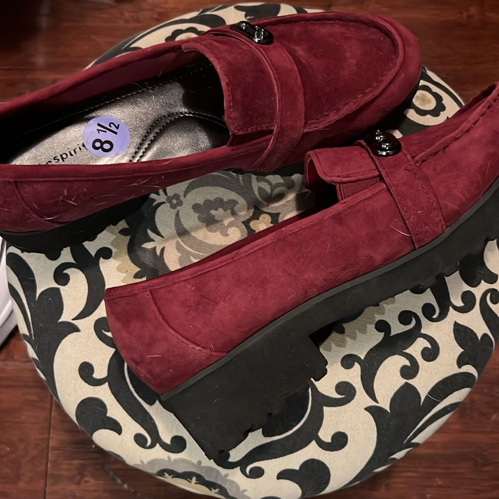 Ladies Burgandy Loafers